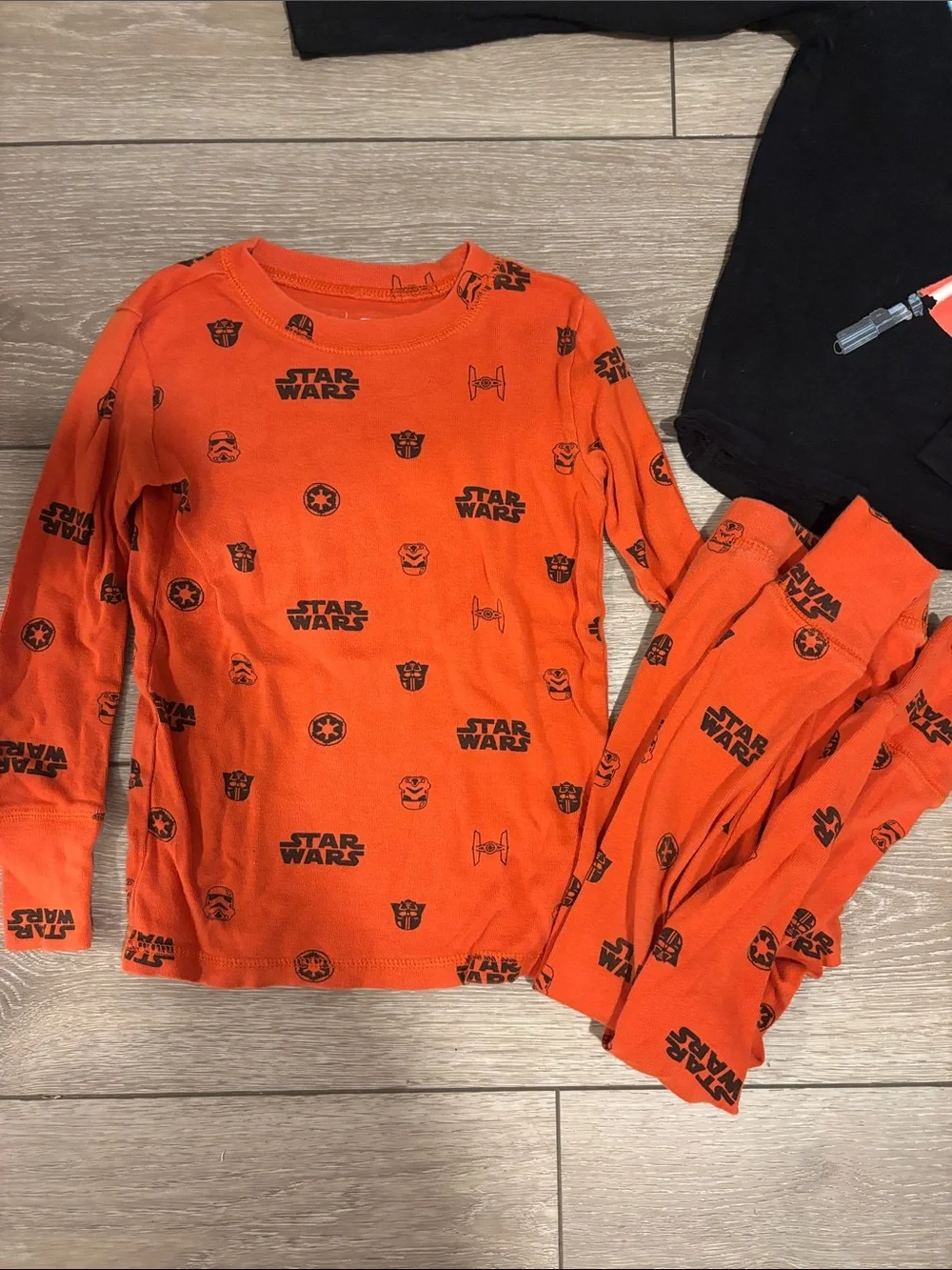 Gap/Star Wars Kids bundle size Small